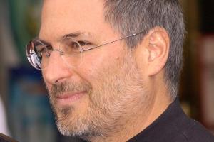 So kannte man ihn: Steve Jobs und sein schwarzer Rollkragenpullover