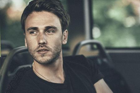 Reist möglichst nur mit Handgepäck: Clueso