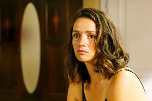 "Alles was zählt": Jenny hat Angst, Deniz zu verlieren