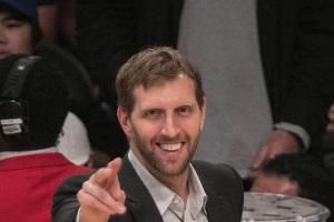 Dirk Nowitzki spielt seit 21 Jahren bei den Dallas Mavericks