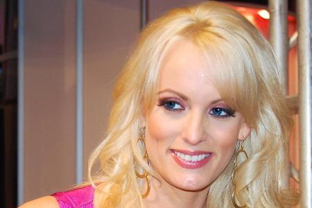 Arbeitet Stormy Daniels bald wieder als Stripperin?