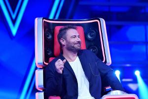 Sasha nimmt bei "The Voice Senior" auf dem Coach-Stuhl Platz
