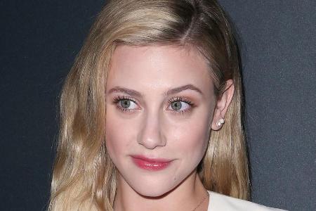 In ihrer Rolle als Betty Cooper mimt Lili Reinhart eher das brave Mädchen