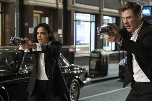 Tessa Thompson und Chris Hemsworth sind Agent M und Agent H im neuen "Men In Black"-Film