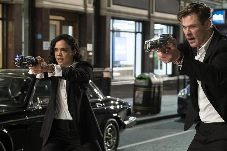 Tessa Thompson und Chris Hemsworth sind Agent M und Agent H im neuen 