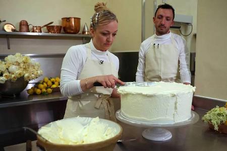 200 Zitronen sind unter anderem in der Hochzeitstorte verarbeitet