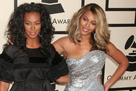 Beyoncé (rechts) und Solange Knowles bei einem gemeinsamen Auftritt