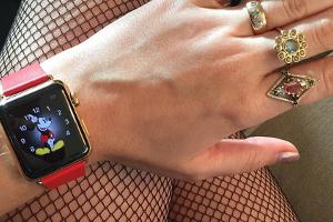 Auch Katy Perry trug eine der goldenen Apple Watches