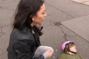 "Köln 50667": Als Elli einen kurzen Moment nicht aufpasst, gerät Sarah in Lebensgefahr