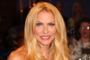 Sonya Kraus wird bald wieder als Moderatorin im Fernsehen zu sehen sein