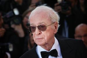 Auch mit nun 85 Jahren noch immer ein cooler Hund: Michael Caine