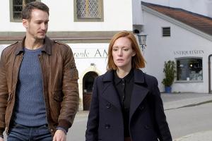 "Mordkommission Königswinkel": Julia Bachleitner (Lavinia Wilson) und Thomas Stark (Vladimir Burlakov) beschäftigt der Morfa...