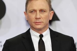 Der Anzug sitzt bei Daniel Craig einfach immer wie angegossen