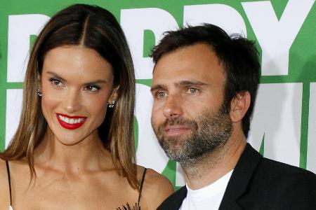 Jamie Mazur und Alessandra Ambrosio im November 2017