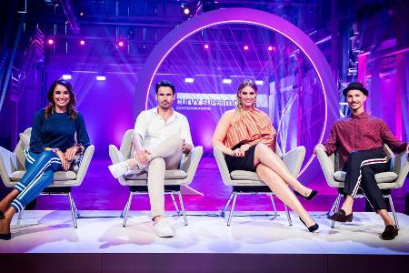 Jana Ina Zarrella, Jan Kralitschka, Angelina Kirsch und Oliver Tienken (v.l.) suchen das neue 