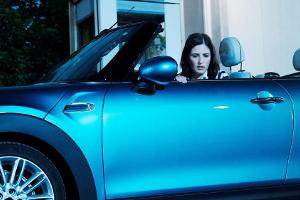 "Unter uns": Larissa überfährt in ihrer Verzweiflung einen Menschen