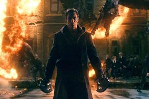 "I, Frankenstein": Nachdem er sich an seinem Schöpfer Dr. Frankenstein gerächt hat, möchte Adam (Aaron Eckhart) endlich alle...