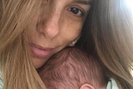Eva Longoria postete jetzt ein erstes Selfie mit ihrem Sohn Santiago