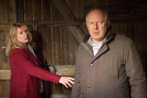 Die Kommissare Lindholm (Maria Furtwängler) und Borowski (Axel Milberg) im "Tatort: Taxi nach Leipzig"
