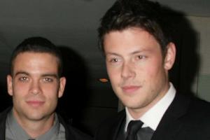 Die verstorbenen "Glee"-Stars Mark Salling und Cory Monteith bei einer Veranstaltung im Jahr 2009 in Bel Air