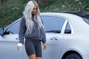 Paris Hilton verkleidet als Kim Kardashian