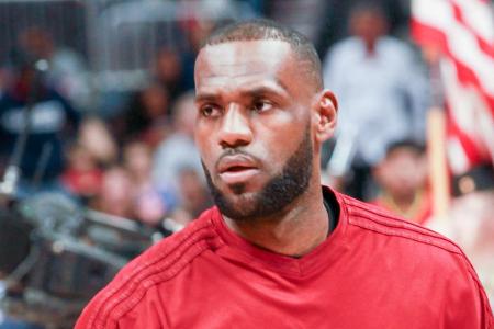 Basketballer LeBron James hat mit beachtlichen Worten Präsident Donald Trump kritisiert.