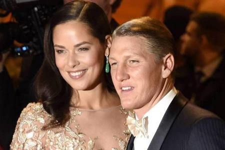 Das Blitzlicht-Gewitter gewohnt: Ana und Bastian Schweinsteiger