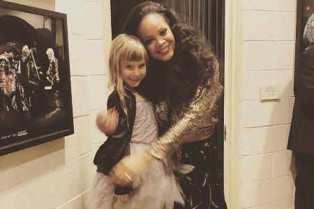 Pinks Tochter Willow mit ihrem Idol Rihanna