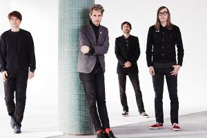 Tocotronic (v.l.): Jan Müller (Bass), Dirk von Lowtzow (Gesang, Gitarre), Arne Zank (Schlagzeug, Keyboard, Gesang) und Rick ...