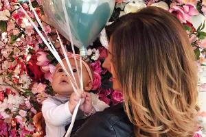 Sarah Harrison mit ihrer Tochter Mia Rose