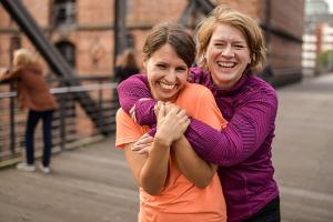Carina Stöwe und Mandy Jochmann geben in ihrem Buch "Get Ready to Run" viele Tipps für Laufanfänger