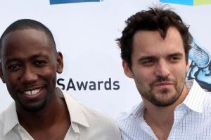 Seit 2011 WG-Partner in "New Girl": Lamorne Morris (li.) und Jake Johnson