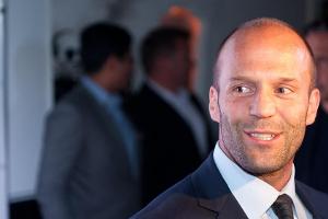 Jason Statham ging mit echten Haien ins Wasser