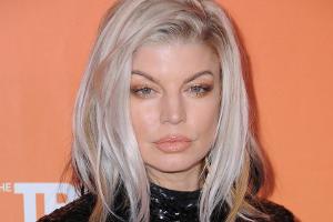 Fergie muss für ihre Interpretation der Nationalhymne viel Kritik einstecken