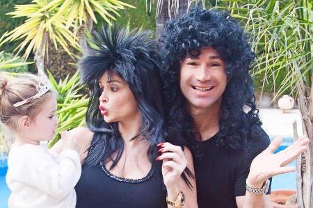 Perfekt ausgestattet: Daniela Katzenberger mit ihrem Mann Lucas Cordalis und Töchterchen Sophia