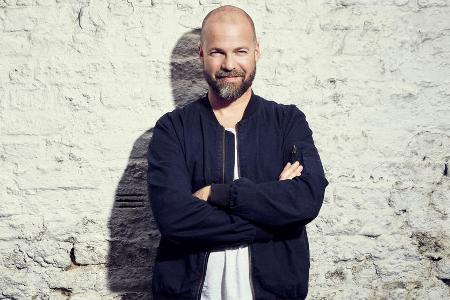 Podcast, Musik und jetzt ein Buch: Der als Michael Kurth geborene Curse hat gerade 