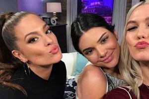 Follower und Likes sind mittlerweile das Kapital von Models wie Ashley Graham, Kendall Jenner und Karlie Kloss (v.l.n.r.)
