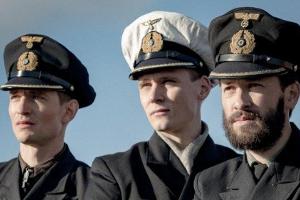 Ein erster Blick auf August Wittgenstein (v.l.), Rick Okon und Franz Dinda in der Eventserie "Das Boot"