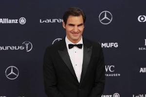 Roger Federer auf dem roten Teppich der Laureus Awards 2018