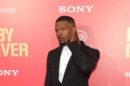 Jamie Foxx bringen Fragen über Katie Holmes offenbar ins Schwitzen
