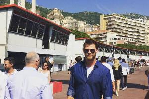 Chris Hemsworth ist mit TAG Heuer in Monaco