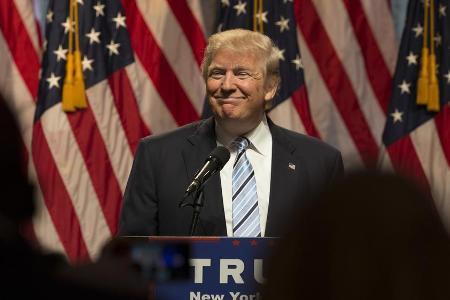 Ist Donald Trump beim Twittern eingeschlafen?