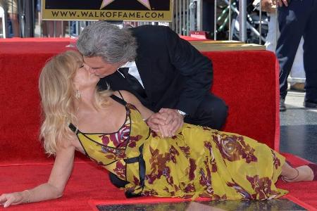 Goldie Hawn und Kurt Russell weihen ihre Sterne auf dem Walk of Fame ein
