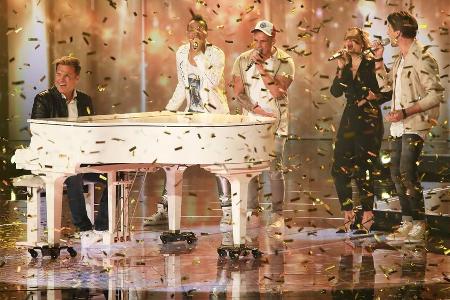 Dieter Bohlen in seiner Show mit Prince Damien, Piedro Lombardi, Juliette Schoppmann und Alexander Klaws (v.l.n.r.)