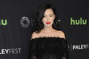 Auf dem Paleyfest zeigte sich Christian Serratos noch mit Babykugel