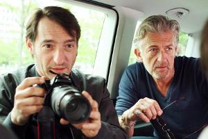 "Tatort: Dinge, die noch zu tun sind": Die Hauptkommissare Ritter (Dominic Raacke, r.) und Stark (Boris Aljinovic) beobachte...