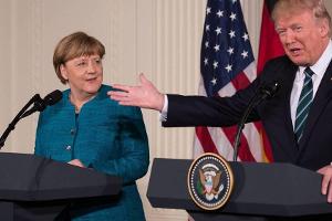 Hier treffen Gegensätze aufeinander: Angela Merkel und Donald Trump