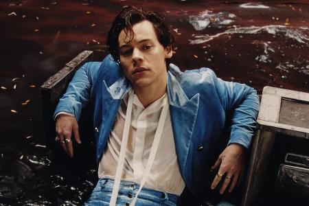 Harry Styles veröffentlicht am 12. Mai sein erstes Solo-Album