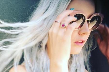 Billie Lourd mit neuem Look auf Instagram