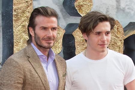 Brooklyn Beckham zusammen mit Papa David bei einer Filmpremiere im Mai 2017